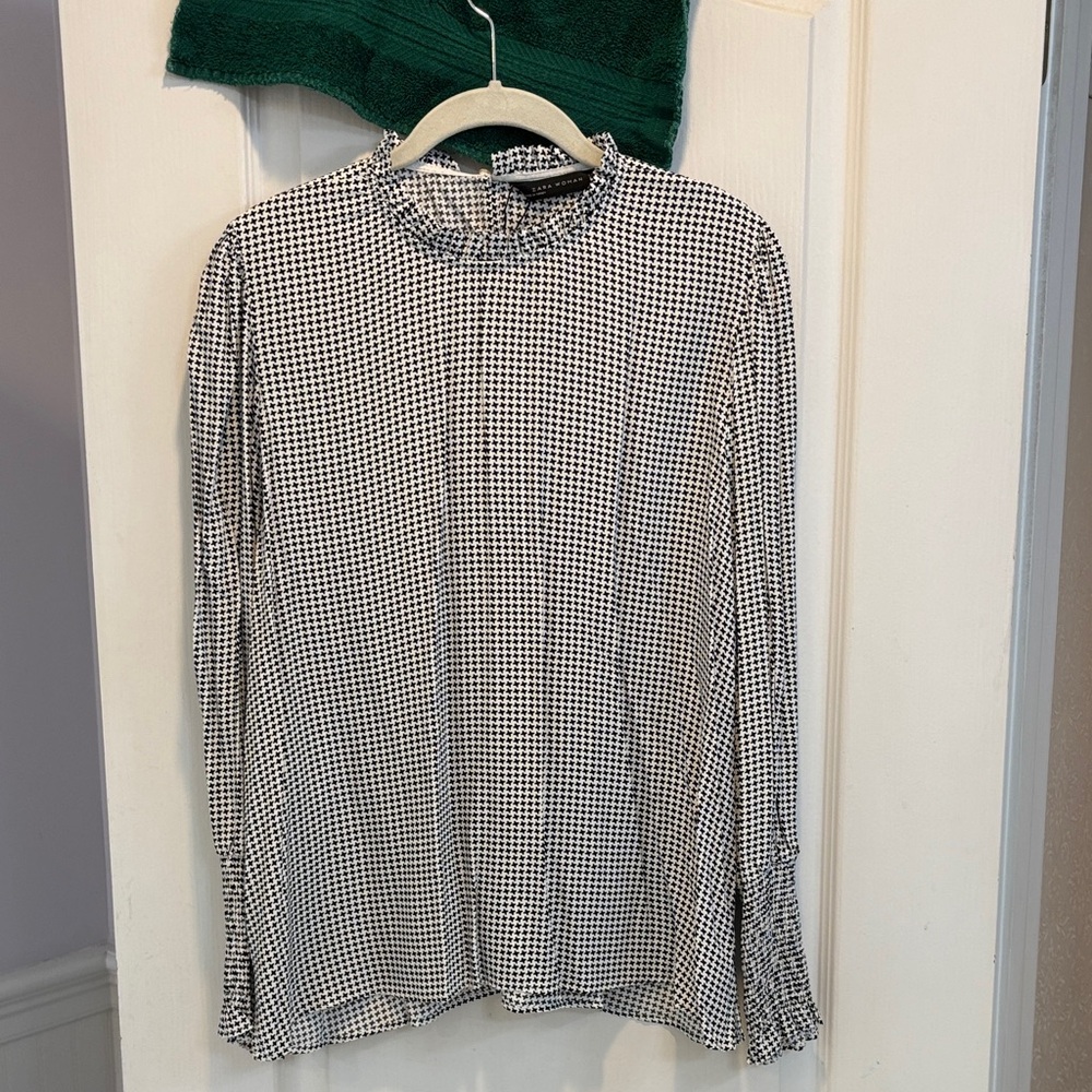NWT Zara Monochrome Blouse